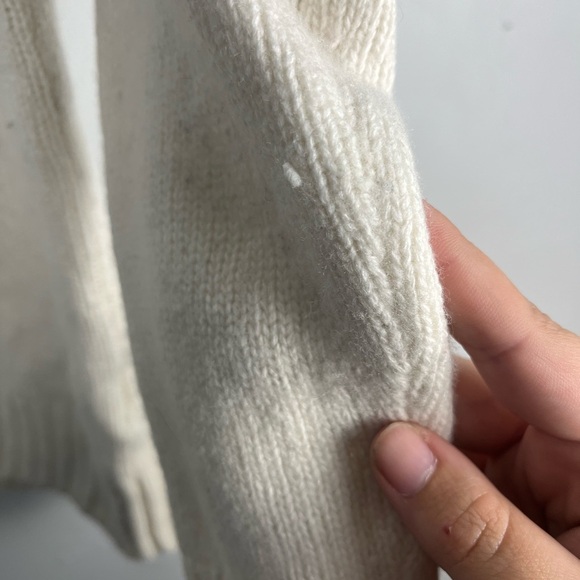 Massimo Dutti Italian Yarn Wool & cashmere knitted turtleneck sweater size small - Picture 2 of 7